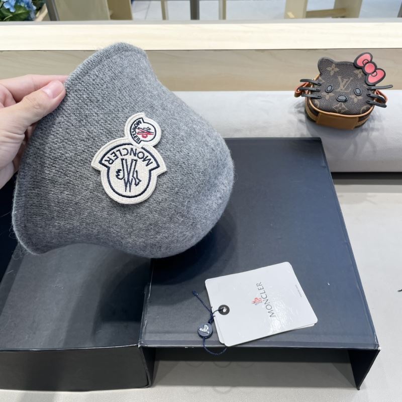 Moncler Caps